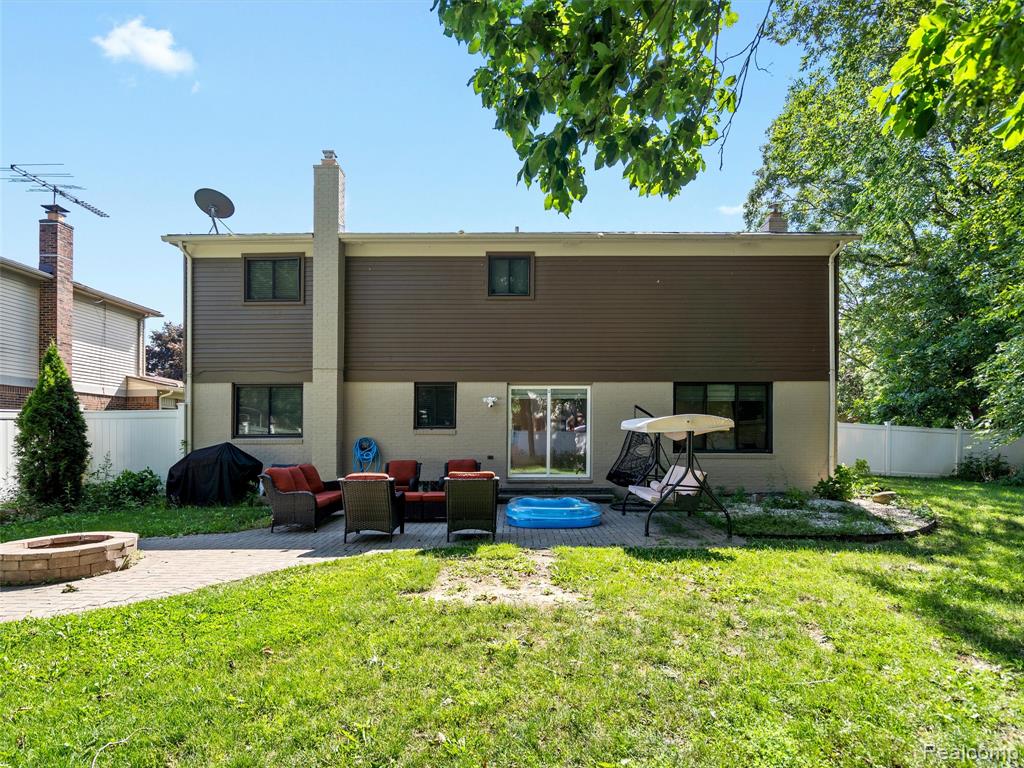 44364 Highgate Drive, Clinton Twp, MI 48038 — Photo 6