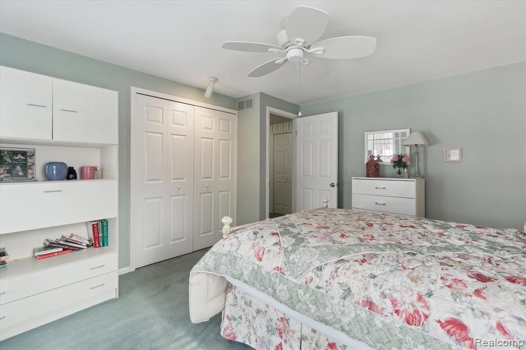 8150 FAWN VALLEY Drive, Clarkston, MI 48348 — Photo 22