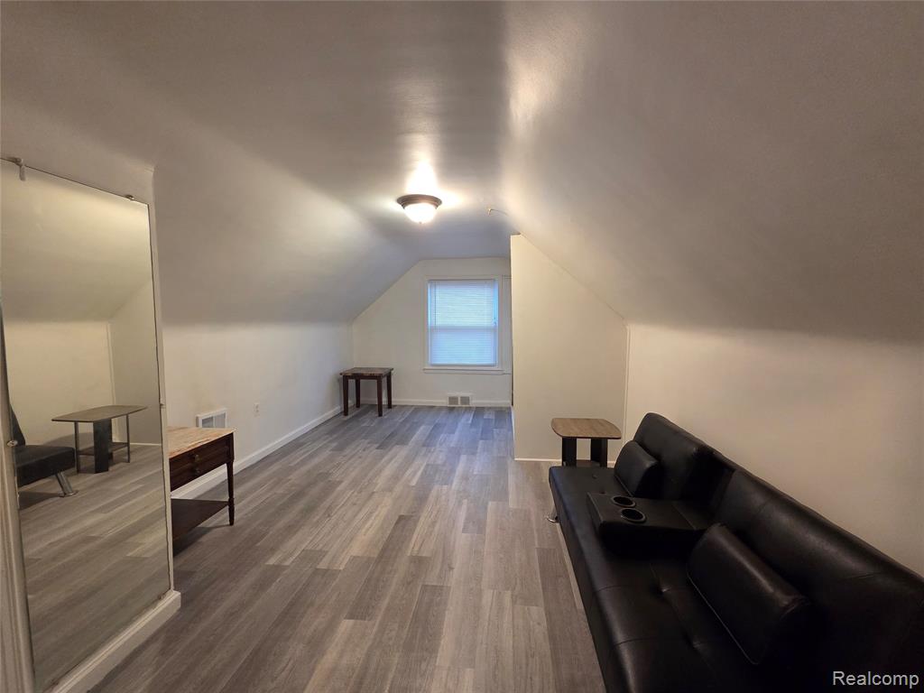 20409 Yonka Street, Detroit, MI 48234 — Photo 10