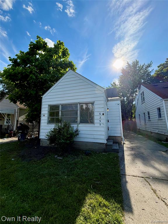 6395 Westwood Street, Detroit, MI 48228 — Photo 2