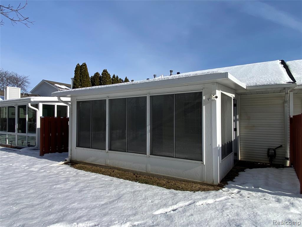 596 Yorkshire Sq. Square, 23, Milan, MI 48160 — Photo 13