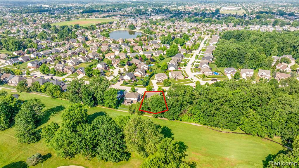 47456 Brennan Drive, Macomb, MI 48044 — Photo 11