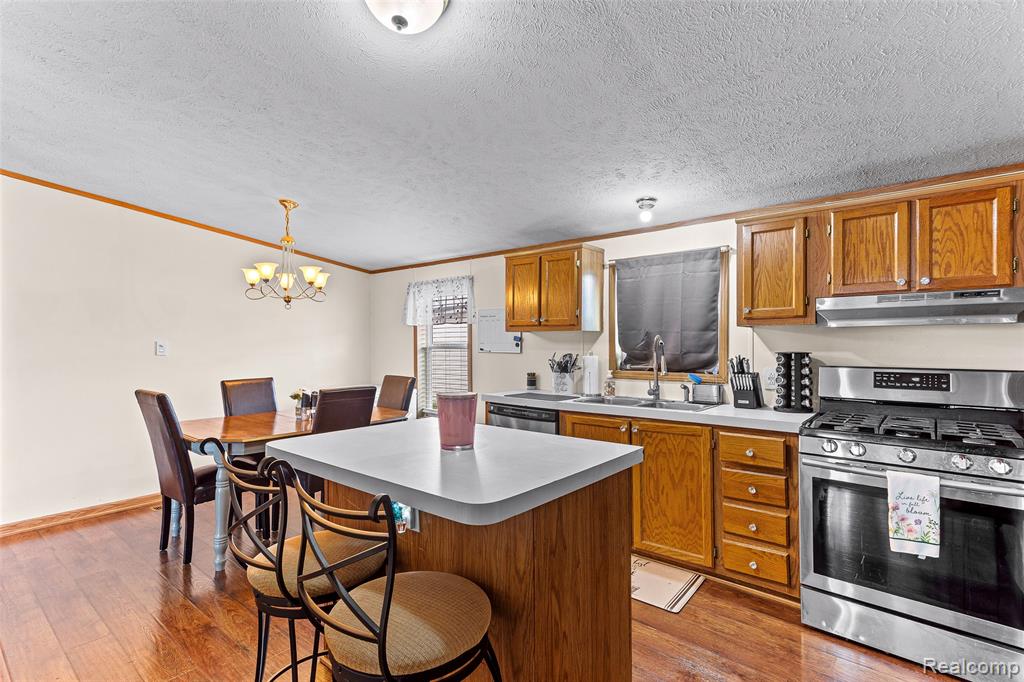 9544 Rhodes Court, Northville, MI 48167 — Photo 29