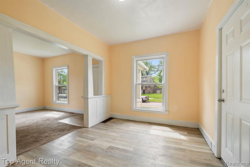 50 Henderson Street, Pontiac, MI 48341 — Photo 14