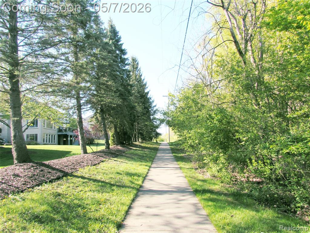 9124 Countrywood Drive, Plymouth, MI 48170 — Photo 52
