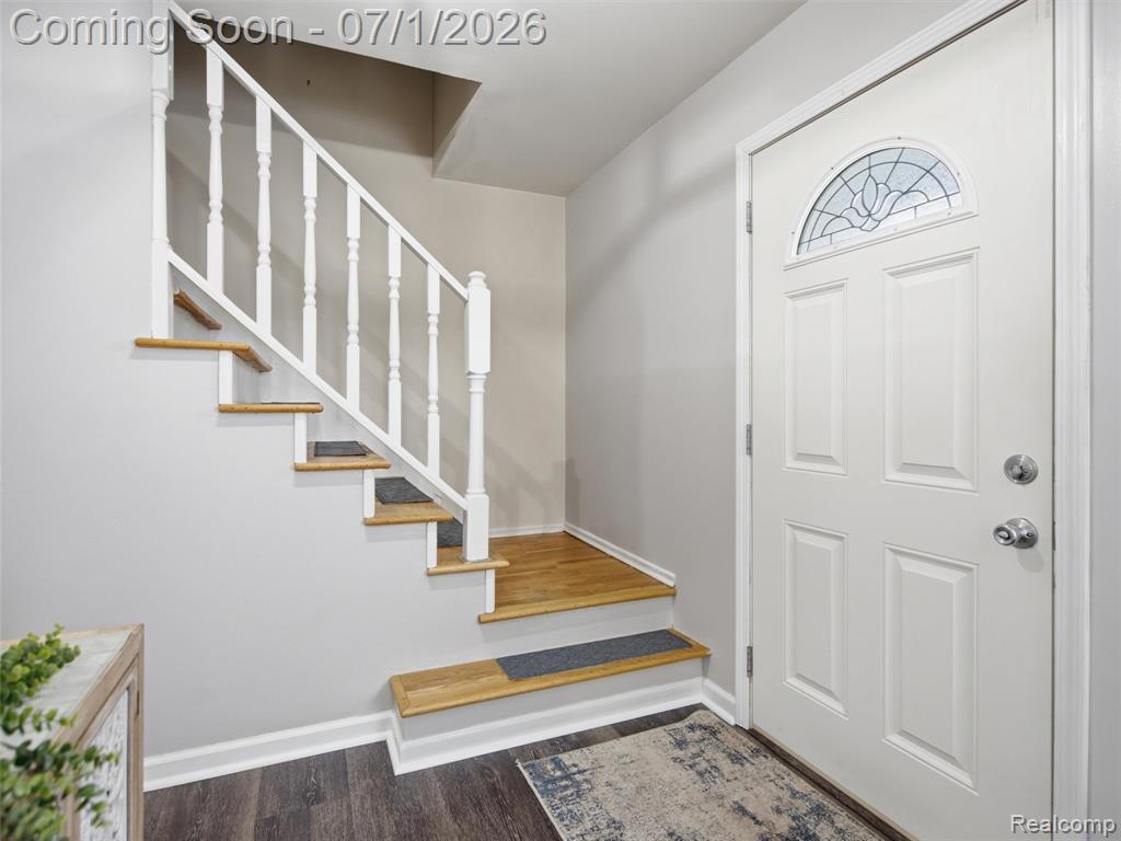 6195 Lake Forest Drive, Grand Blanc, MI 48439 — Photo 4