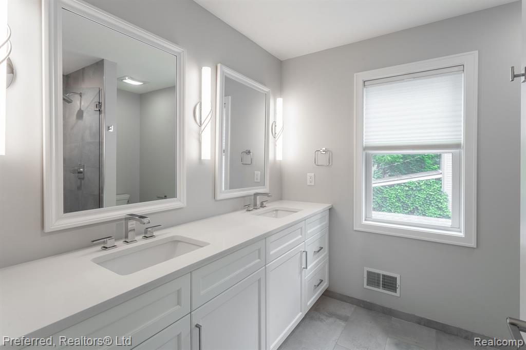 807 MINER Street, Ann Arbor, MI 48103 — Photo 26