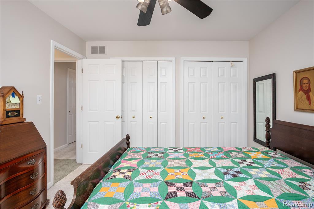 7566 Radcliffe, Brighton, MI 48114 — Photo 23