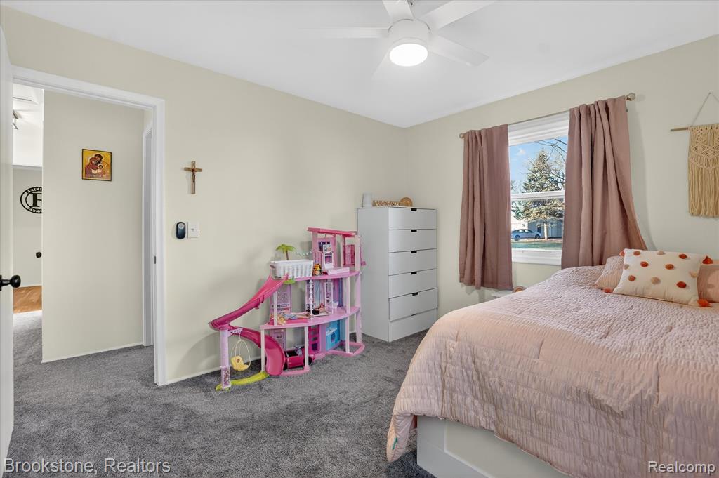6227 McKenzie Drive, Flint, MI 48507 — Photo 30