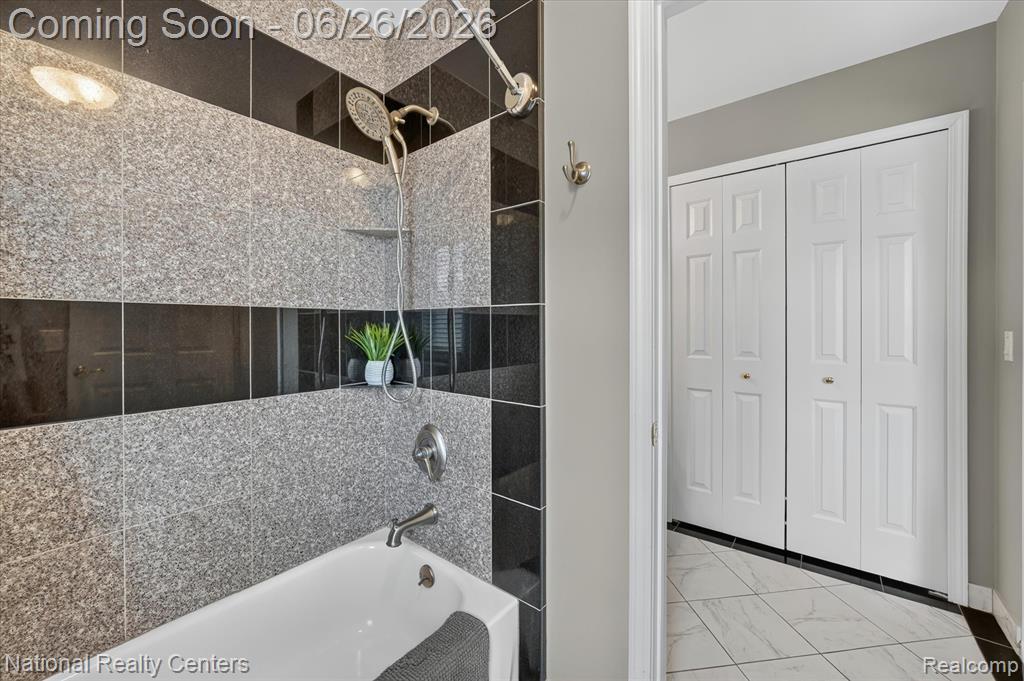 12257 Chandler Drive, Plymouth, MI 48170 — Photo 42