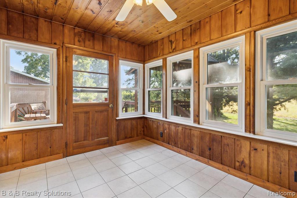 5225 LAKE PLEASANT Road, North Branch, MI 48461 — Photo 18
