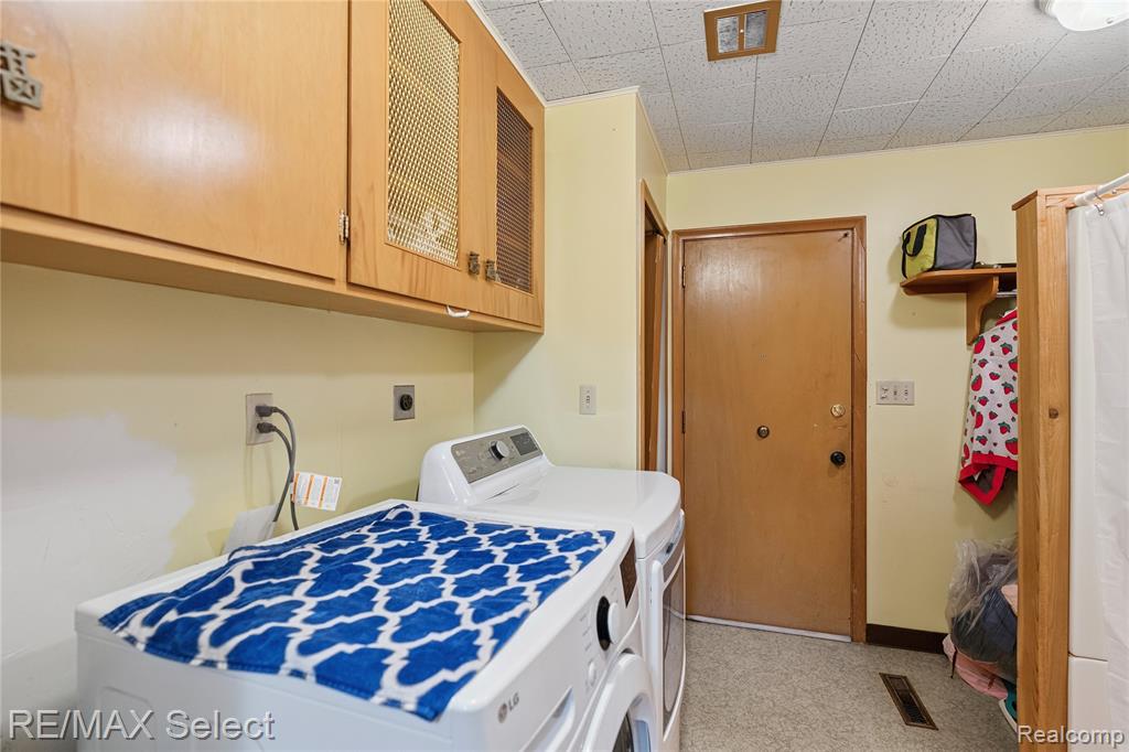 6088 Sierra Pass, Flint, MI 48532 — Photo 18