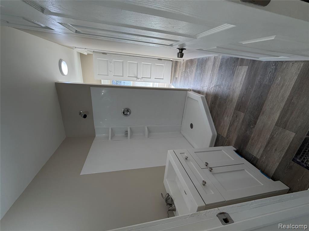 808 Division Street, Owosso, MI 48867 — Photo 15