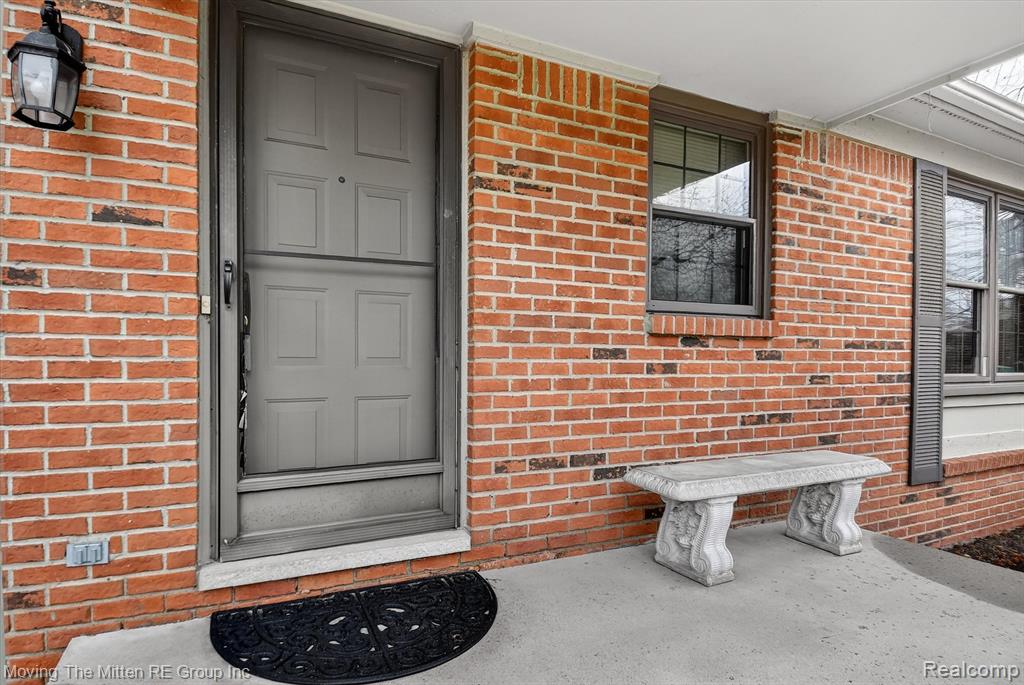 7127 Danbrooke Court, West Bloomfield, MI, 00000