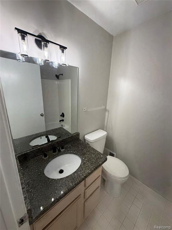 39588 Squire, Novi, MI — Photo 22