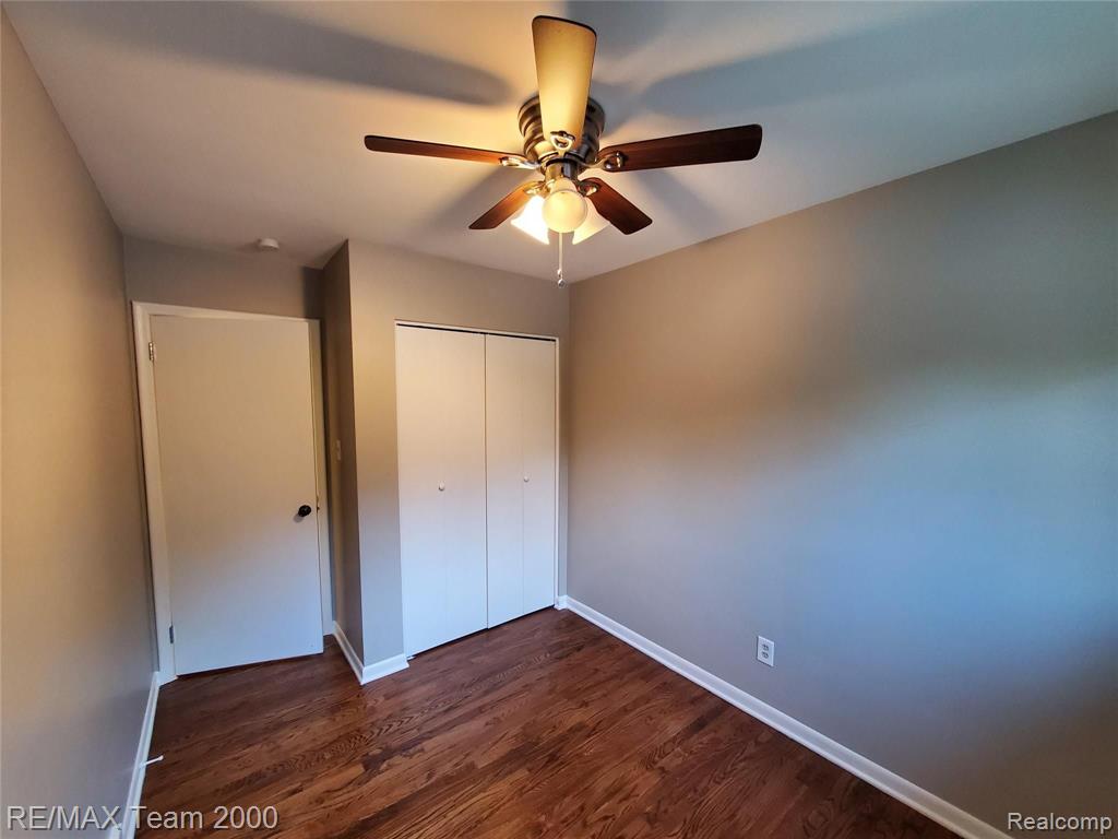 5605 MERRICK Street, Dearborn Heights, MI 48125 — Photo 11
