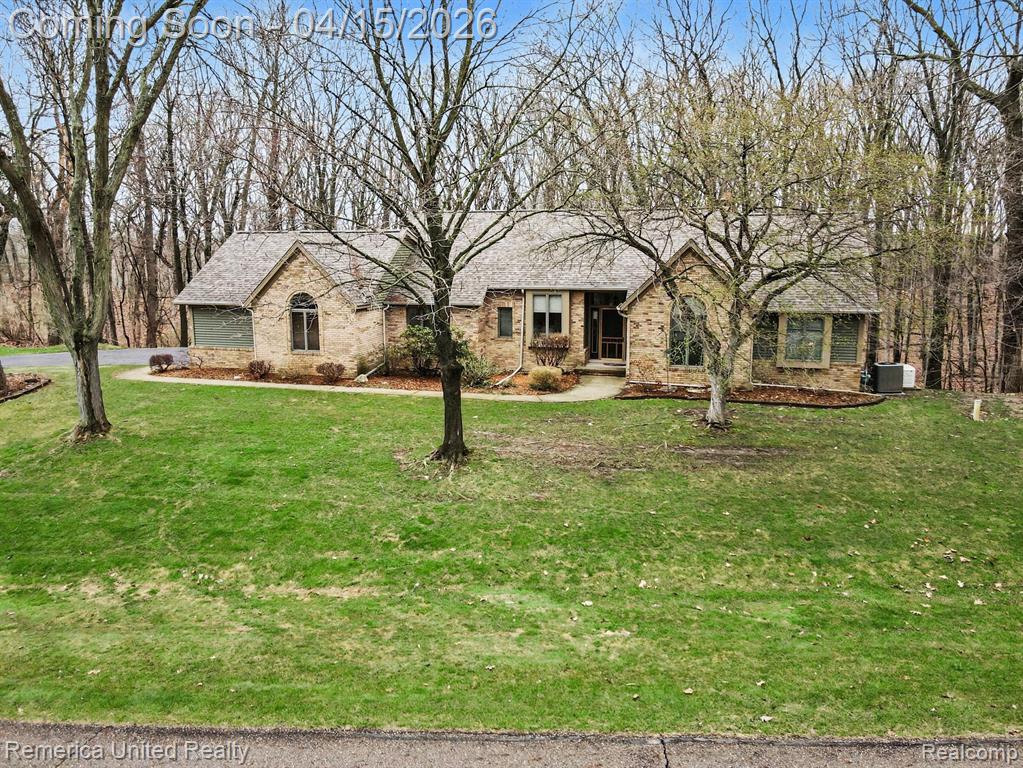5440 Glenway Drive, Brighton, MI 48116 — Photo 2