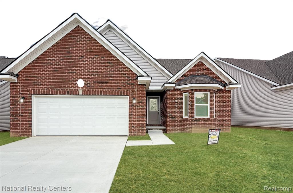 281 Devonshire Drive, Lapeer, MI 48446 — front exterior