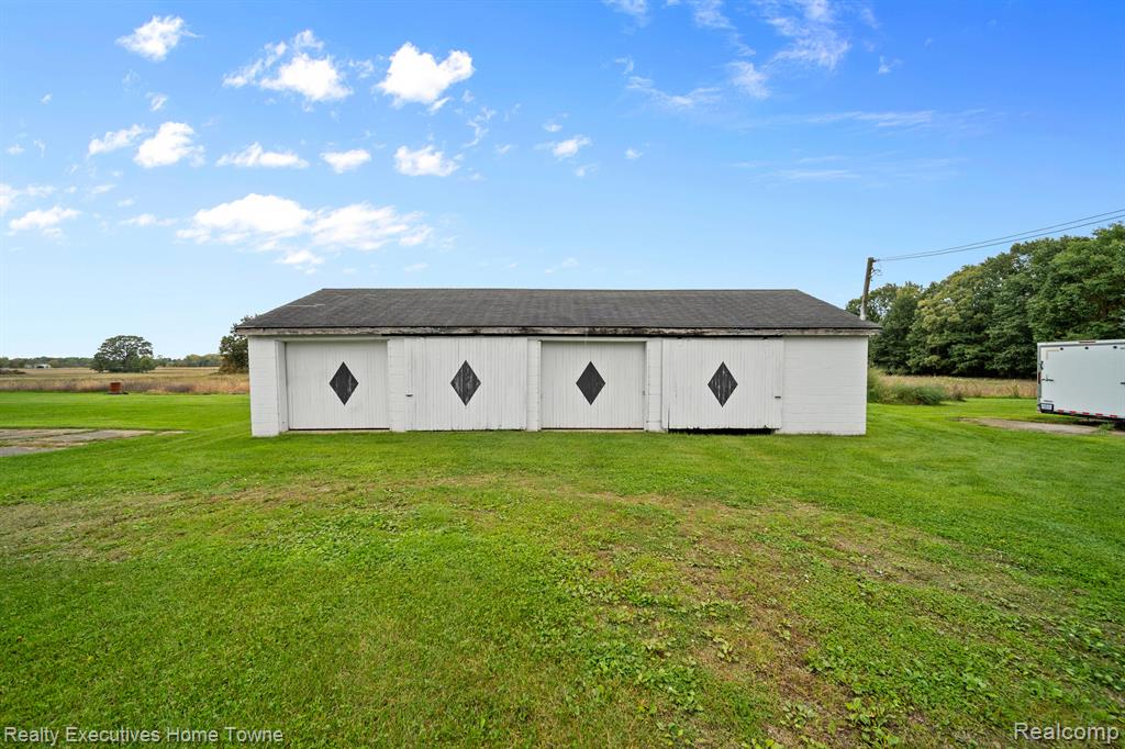 12972 NORMAN Road, Brockway, MI 48097 — Photo 17