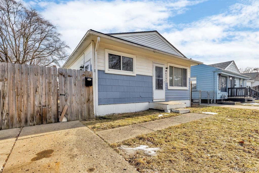 6090 Penrod Street, Detroit, MI 48228 — Photo 2