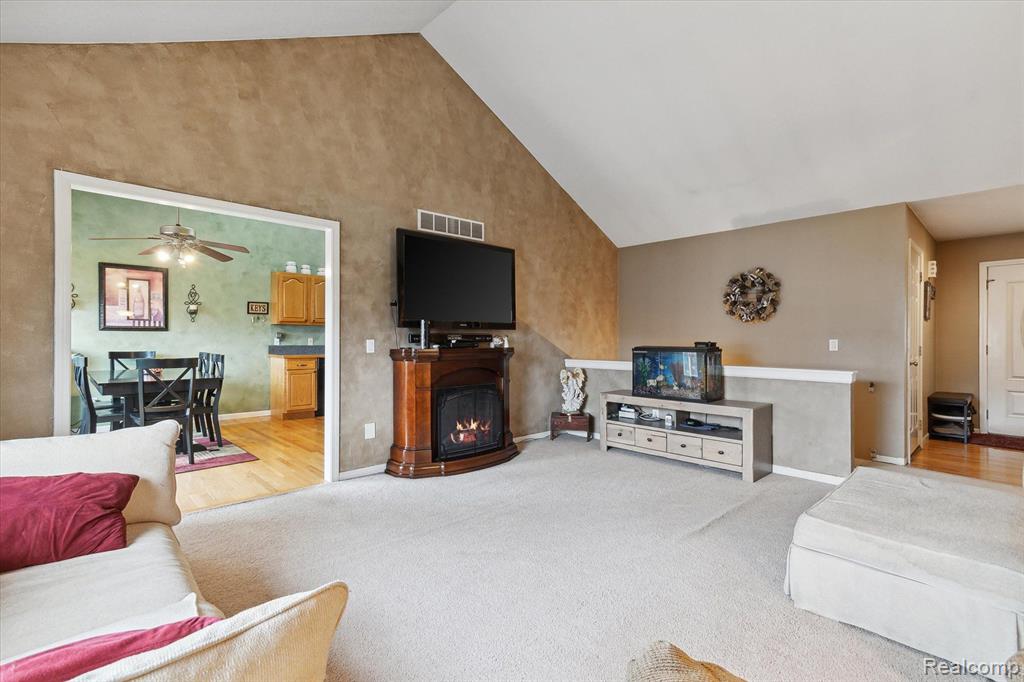 12226 HANNAH Lane, Carleton, MI 48117 — Photo 9