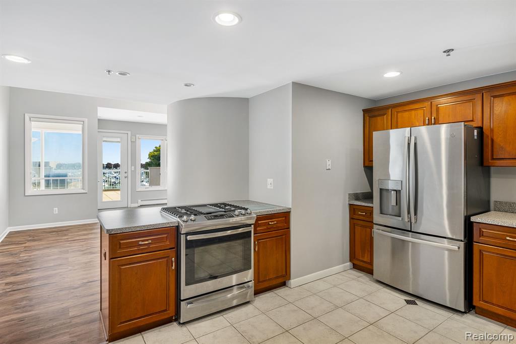 67 Sea Ray Boulevard, Harrison Township, MI — Photo 13