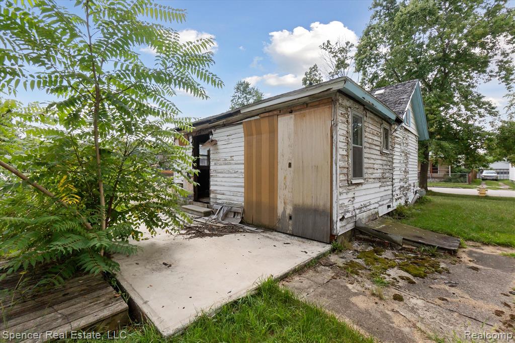 629 Alger Avenue, Owosso, MI 48867 — Photo 13