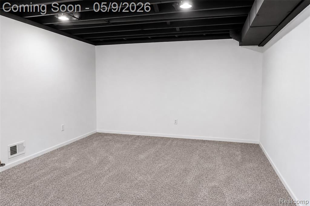 11119 Garrett Drive, Fowlerville, MI 48836 — Photo 36