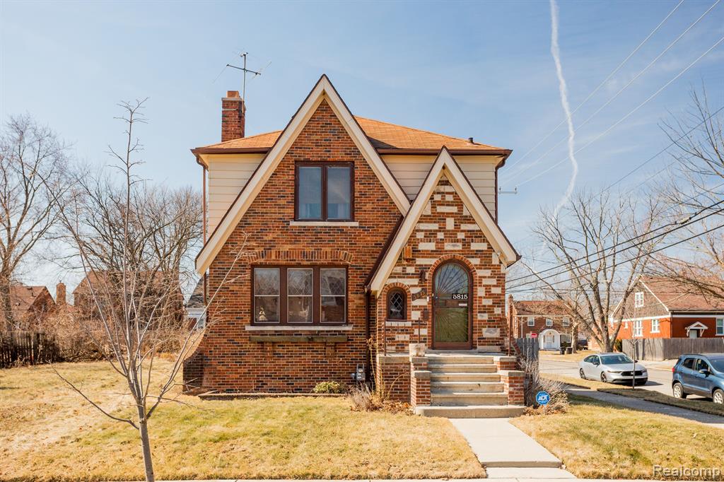 5815 BUCKINGHAM Avenue, Detroit, MI 48224 — front exterior