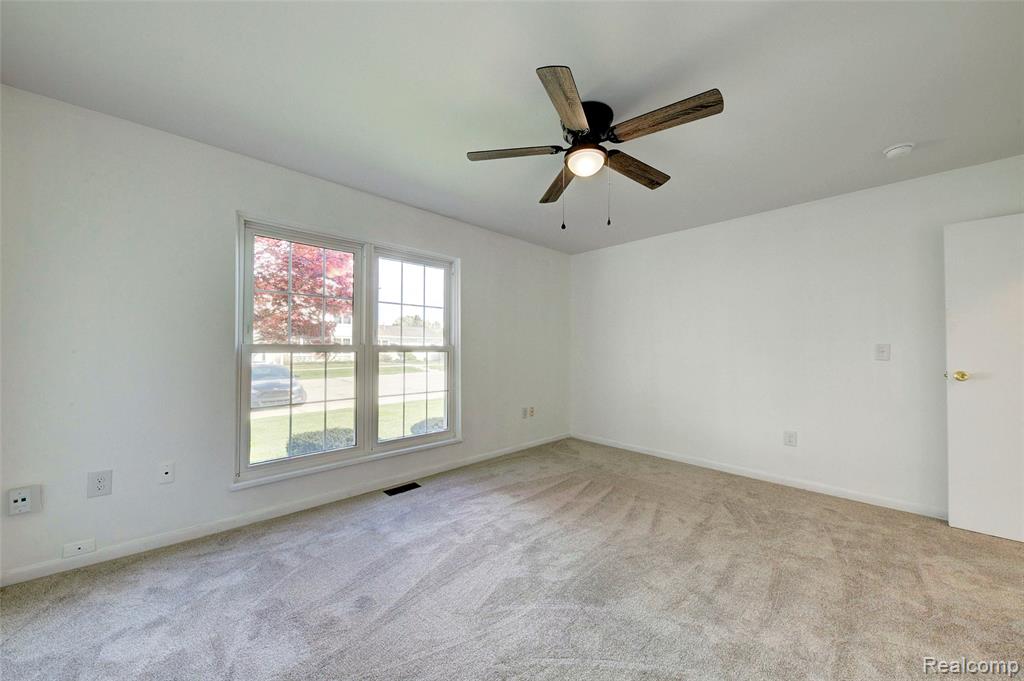 39887 Village Wood Lane, Novi, MI — Photo 19