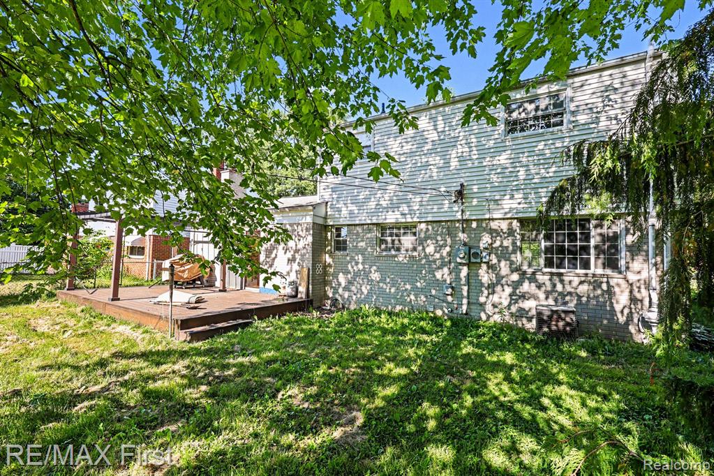 60 Hillcrest Boulevard, Ypsilanti, MI 48197 — Photo 22