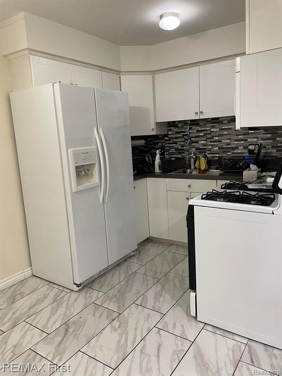 8401 18 Mile APT # 99 Road, Sterling Heights, MI 48313 — Photo 9