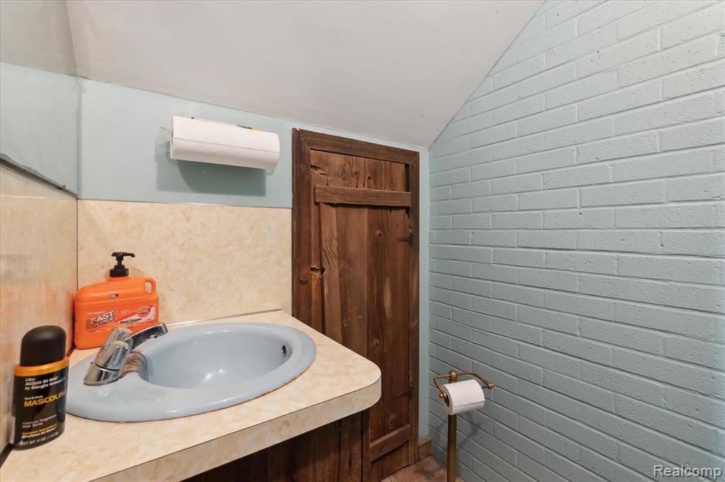 3435 Dietz Road, Williamston, MI 48895 — Photo 17