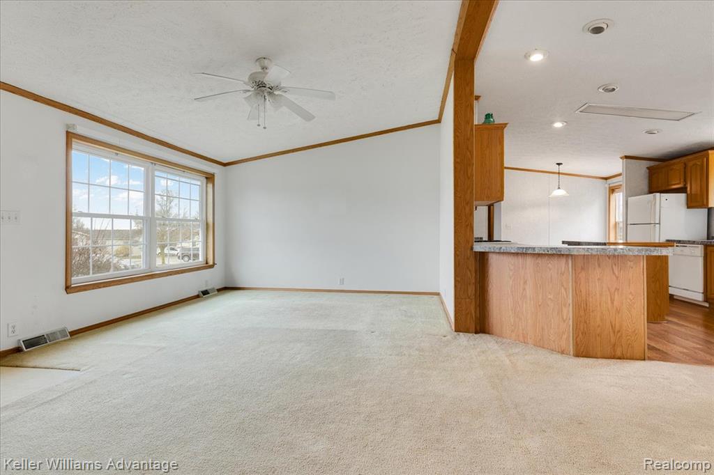 22 Ridgeway, Saline, MI 48176 — Photo 5