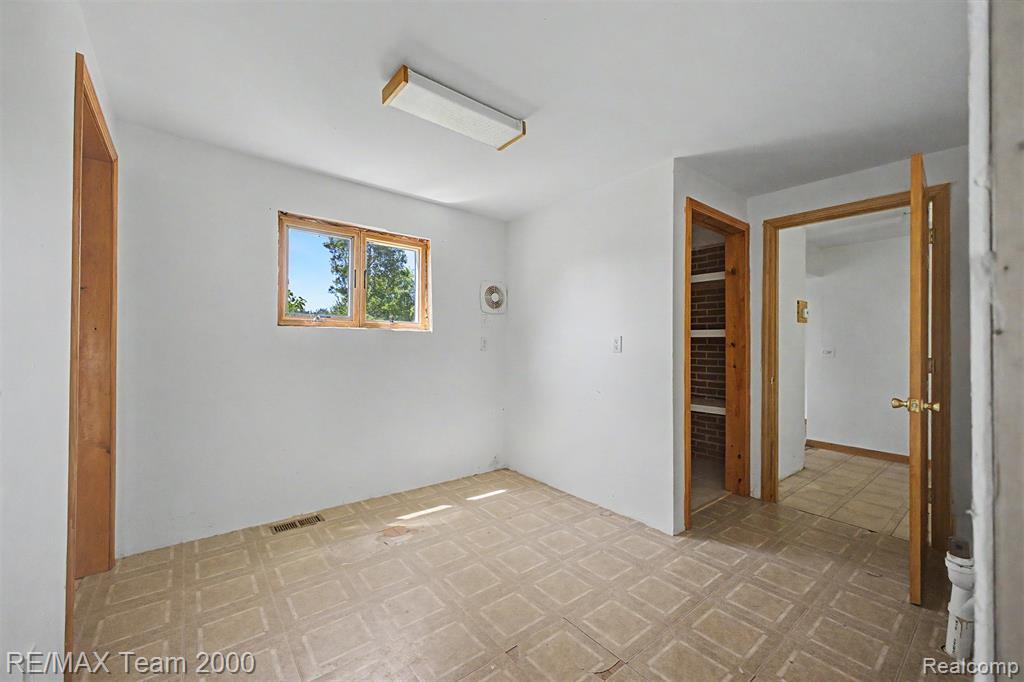 2145 Oakville Waltz Road, Ash, MI 48164 — Photo 40
