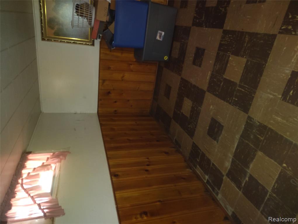 6906 Greenview Avenue, Detroit, MI 48228 — Photo 49