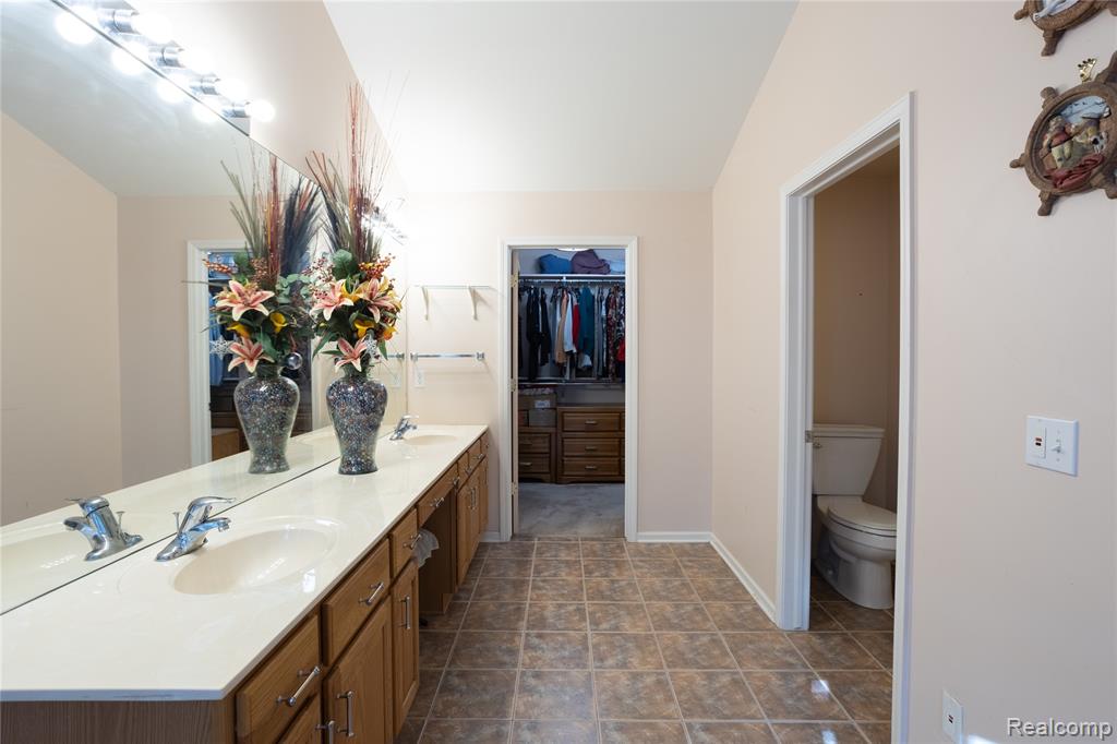 6263 Knob Bend Drive, Grand Blanc, MI 48439 — Photo 22