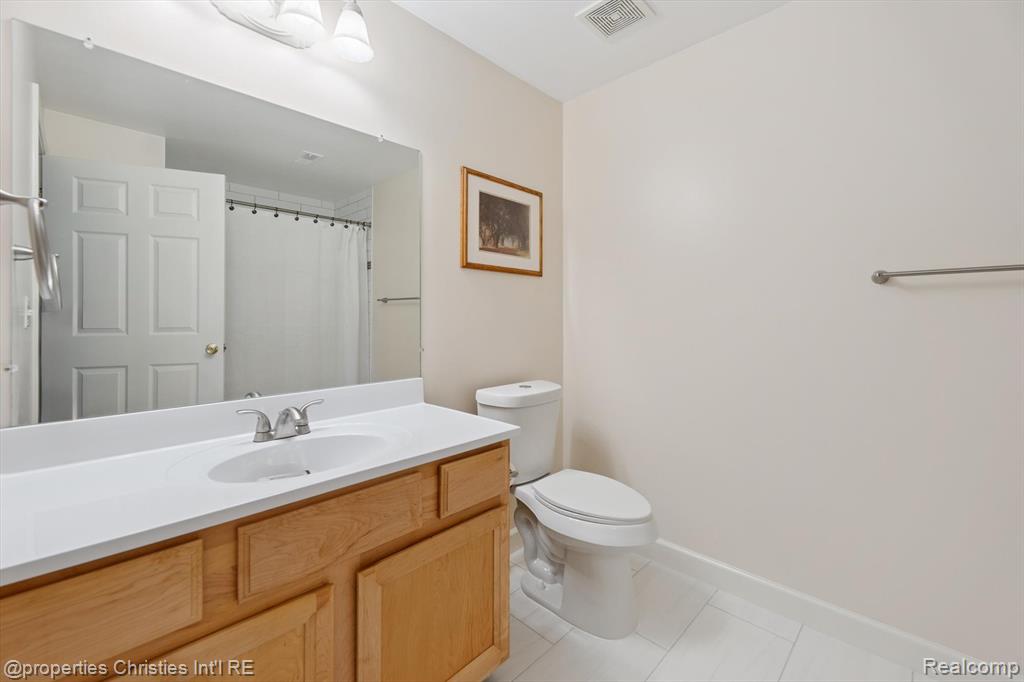 16865 Carriage Way, Northville, MI 48168 — Photo 22