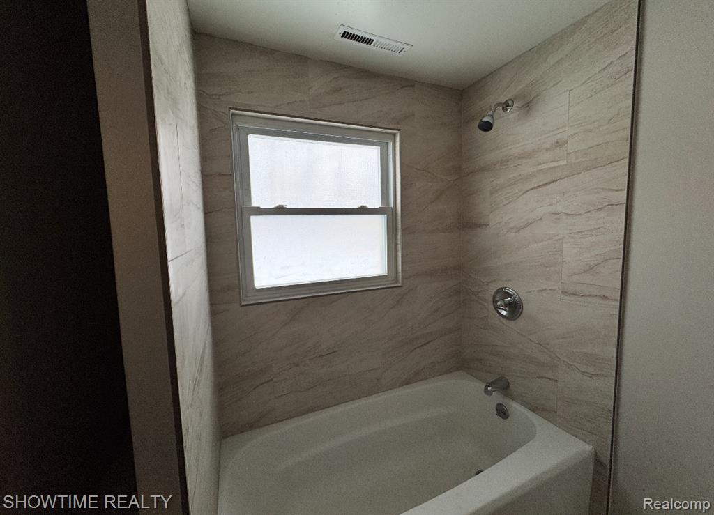 654 N BLACKS CORNERS Road, Imlay City, MI 48444 — Photo 8