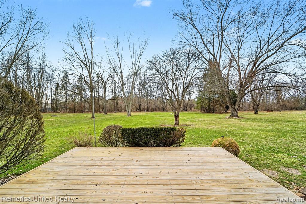 11796 Post Lane, South Lyon, MI 48178 — Photo 24