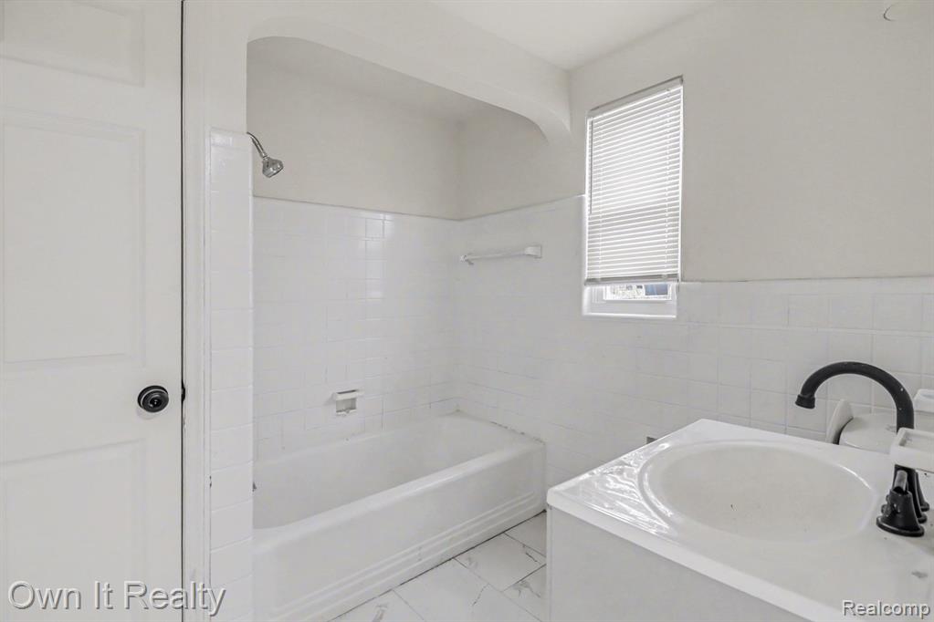 15440 Murray Hill Street, Detroit, MI 48227 — Photo 13