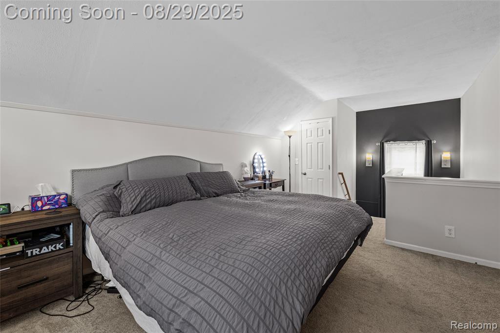 712 S Minerva Avenue, Royal Oak, MI 48067 — Photo 19