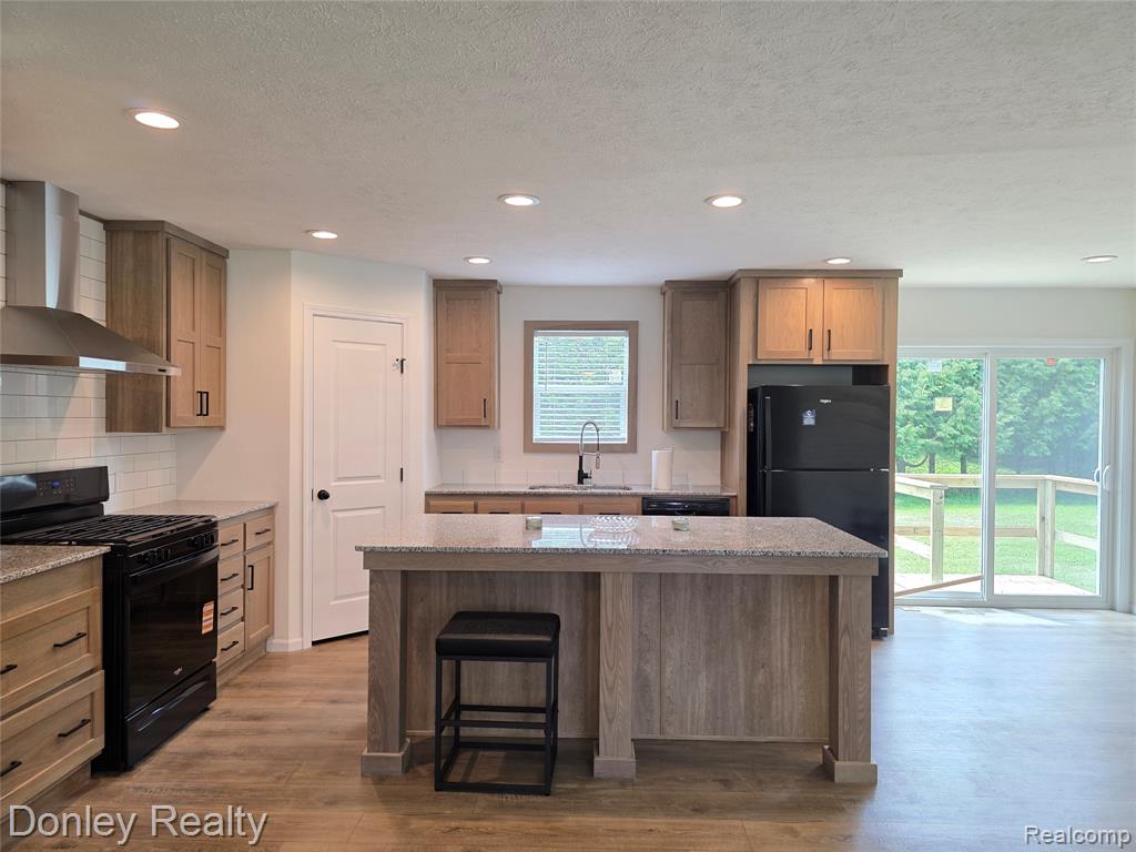 20 Hillview, Peck, MI 48466 — Photo 5