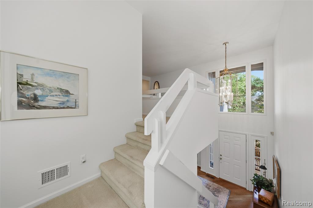 4832 Cliffside Drive, 21, West Bloomfield, MI 48323 — Photo 29