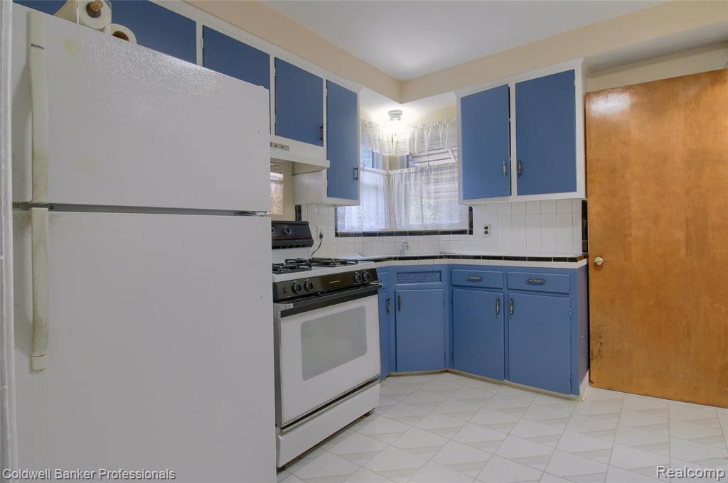 4023 Seymour Street, Dearborn, MI 48126 — Photo 10