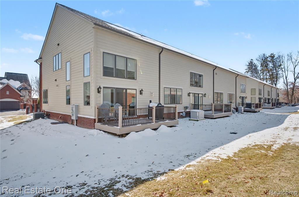 3616 Bay Harbor Drive, Brighton, MI 48114 — Photo 45