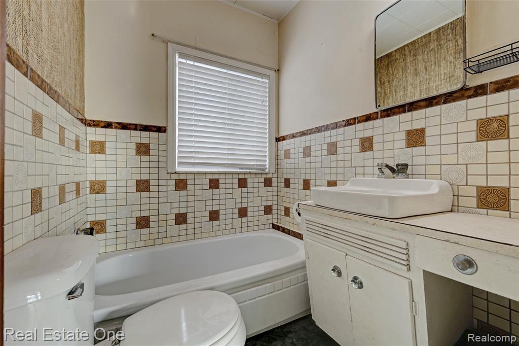 55 Mouton Drive, Orion, MI 48362 — Photo 15