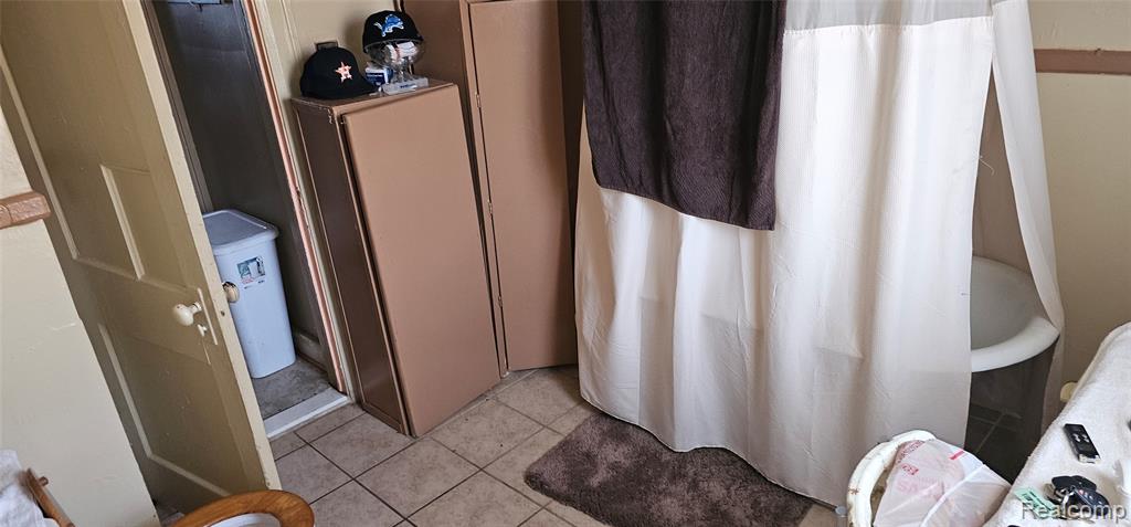 1714 Gladstone Street, Detroit, MI 48206 — Photo 54