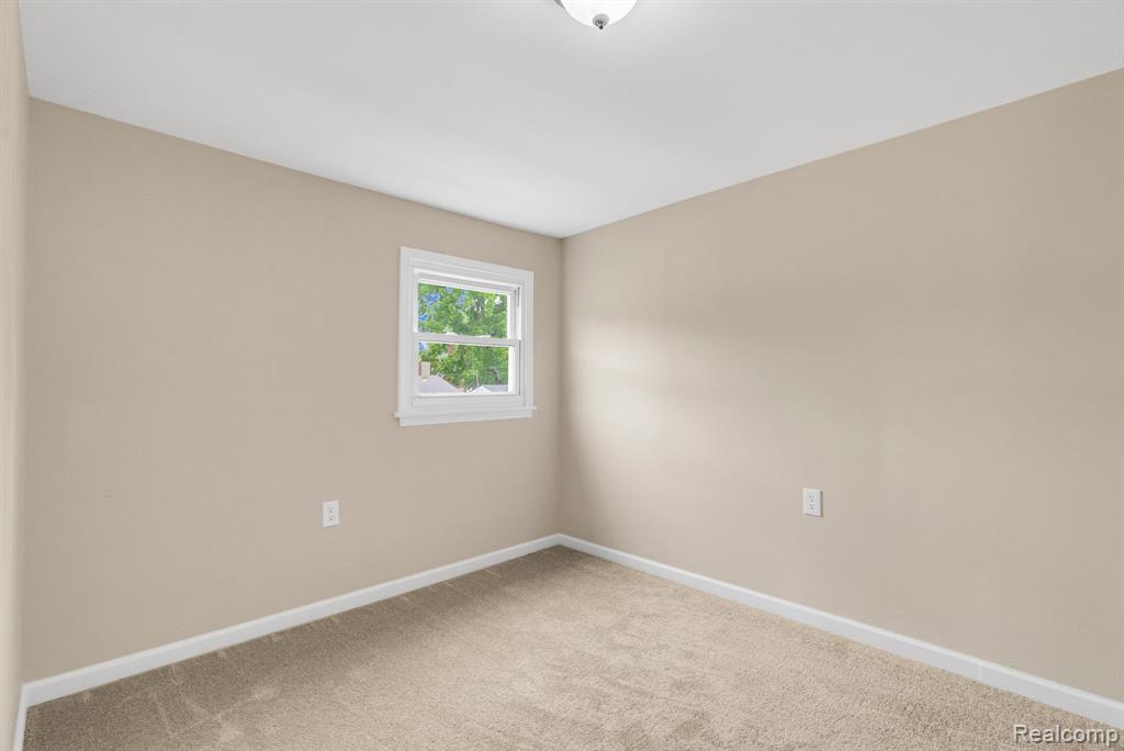 8716 Jewett Avenue, Warren, MI 48089 — Photo 29