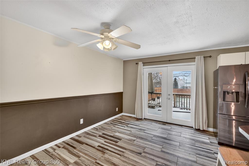 5357 Military Avenue, Brighton, MI 48116 — Photo 17